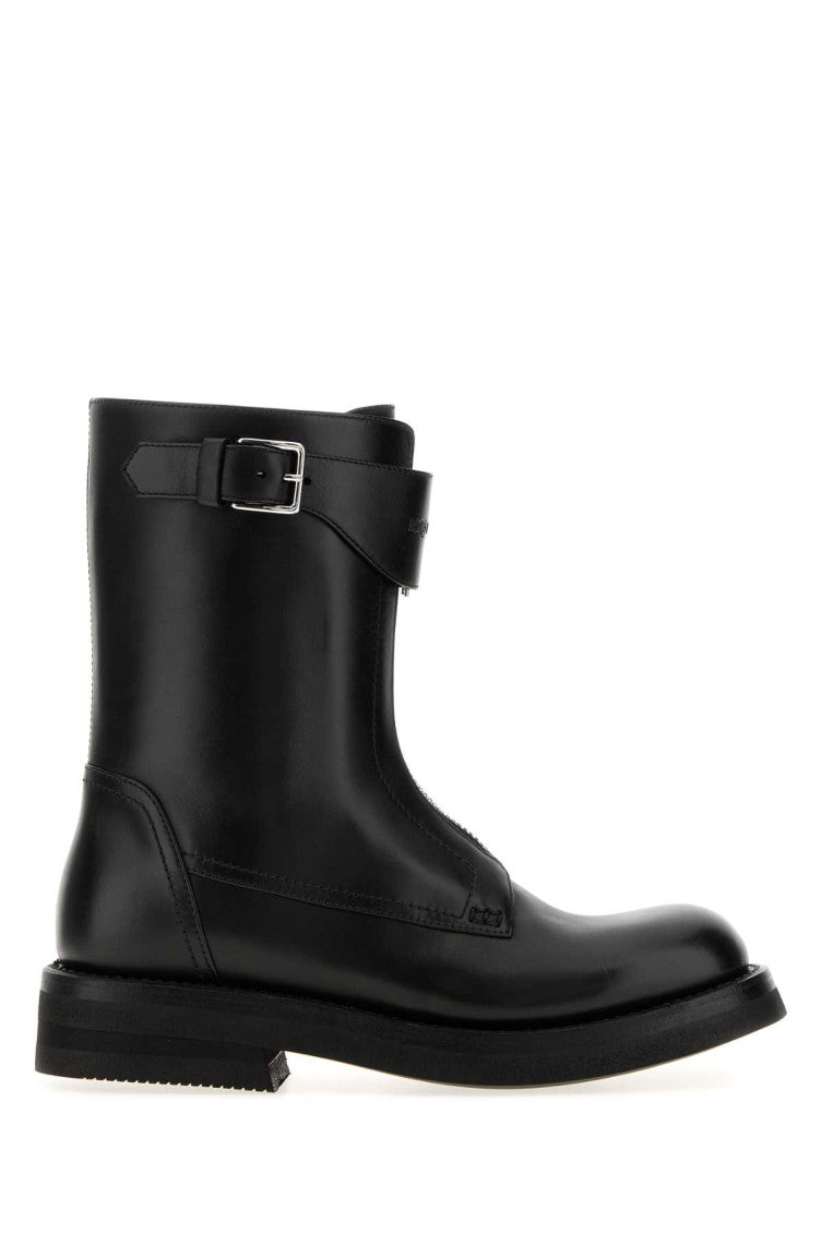 Black Solid Round Toe Boot 1