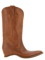 Brown Solid Pointed Toe Boots 1