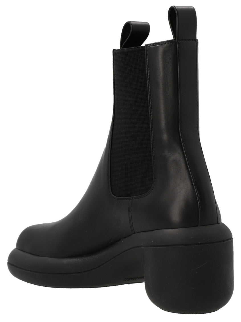 Black Solid Round Toe Boots 2
