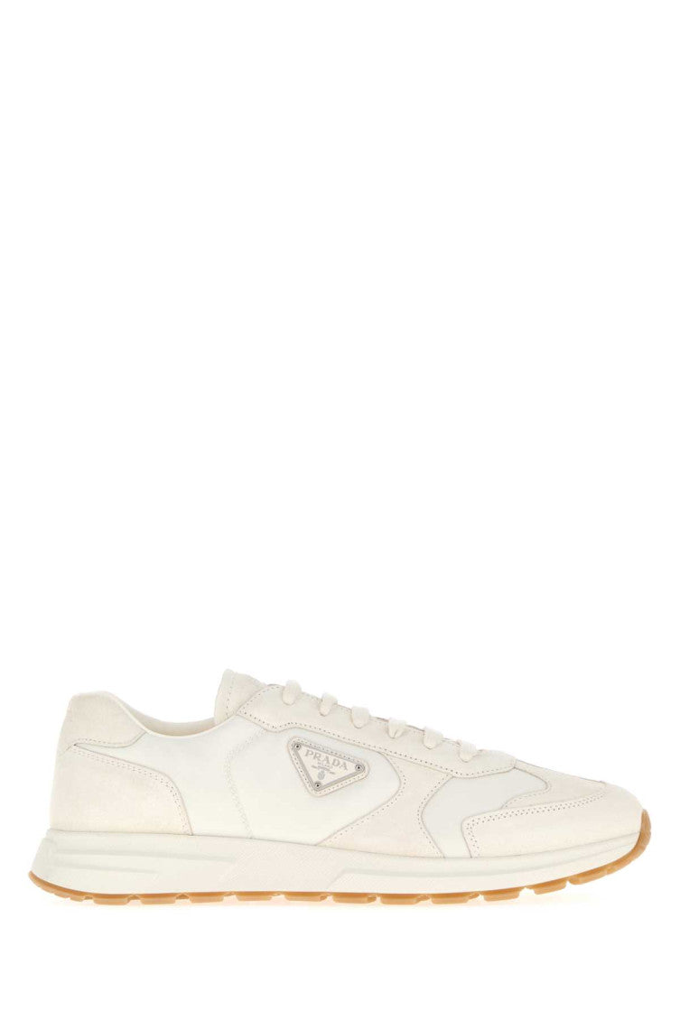 White Side Logo Sneakers 1