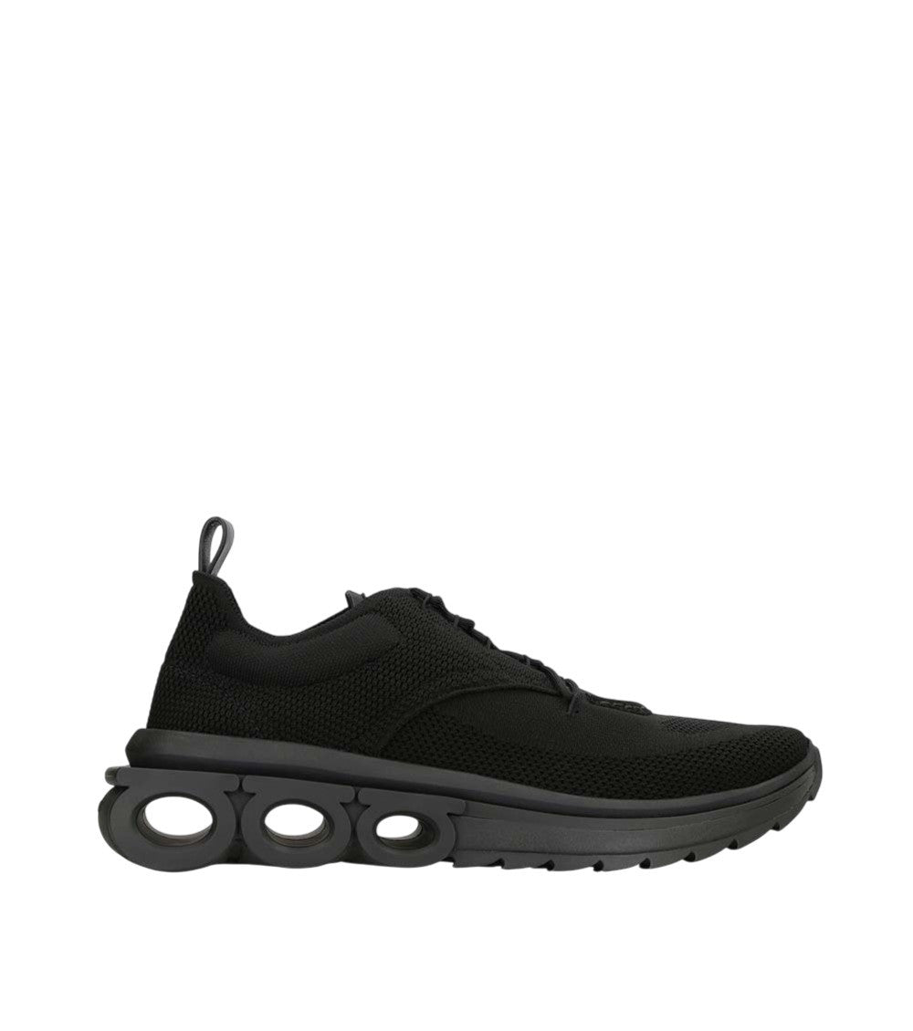 Black Low-top Sneakers 1