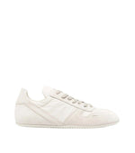 White Minimal Sneakers 1