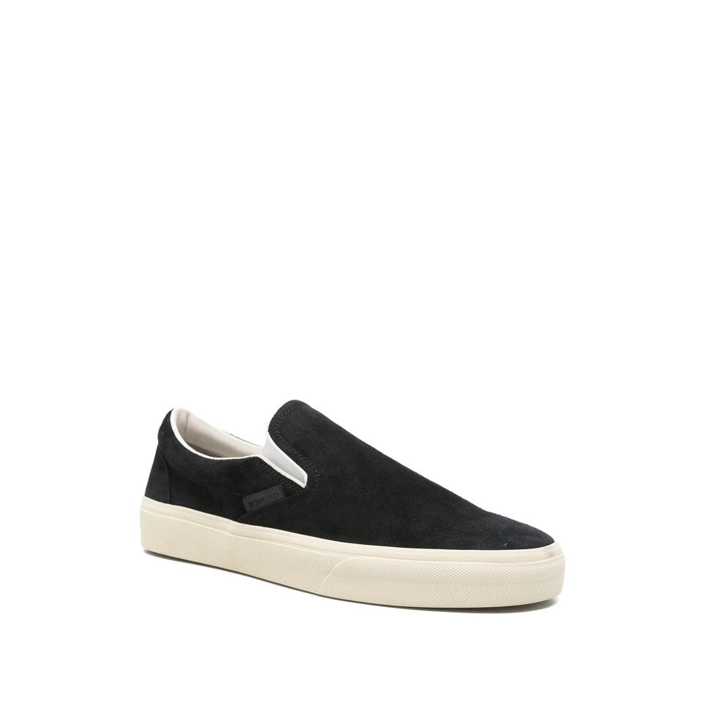 Black Classic Sneakers 2