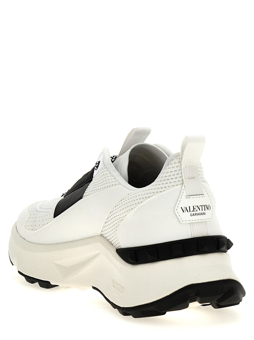 BlackWhite True Act Sneakers 3