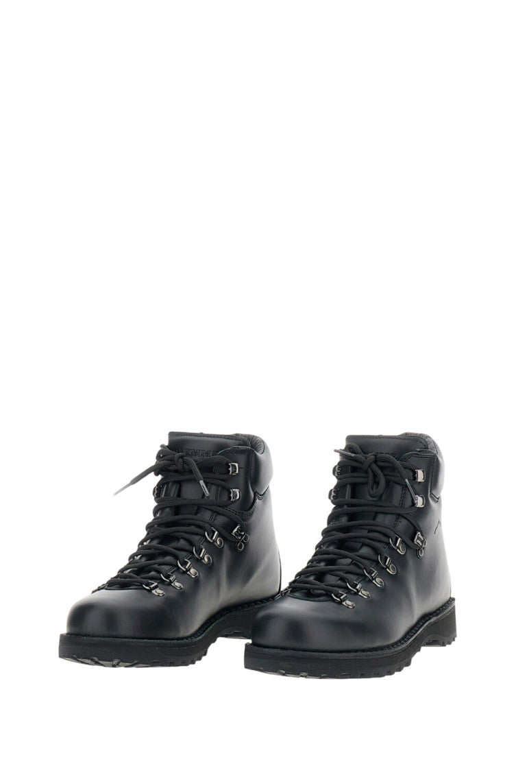 Black Hiking Boots 2