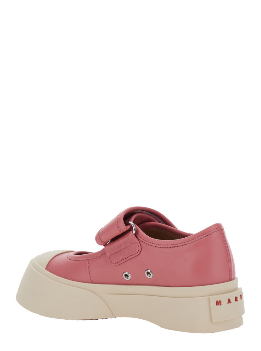 Pink Round Toe Sneakers 3