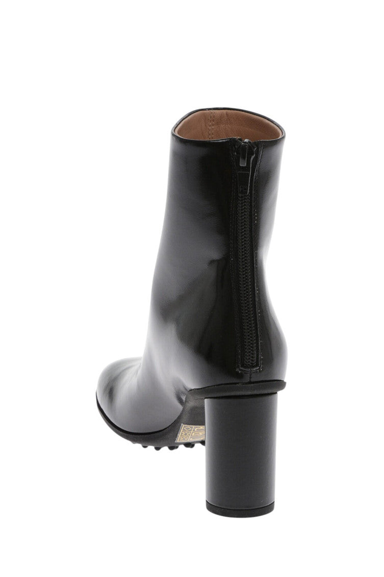 Black Zipper Boots 3