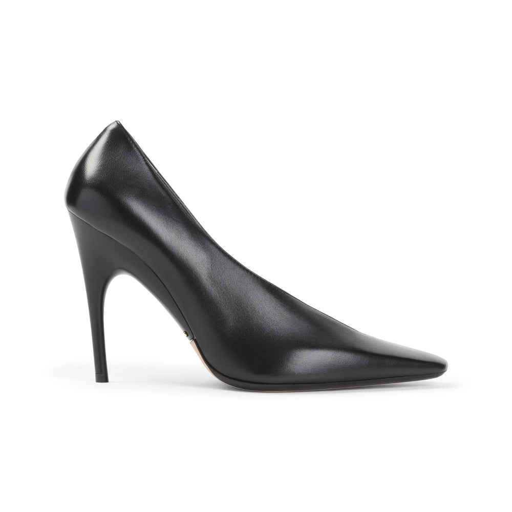 Black Solid Pumps 1
