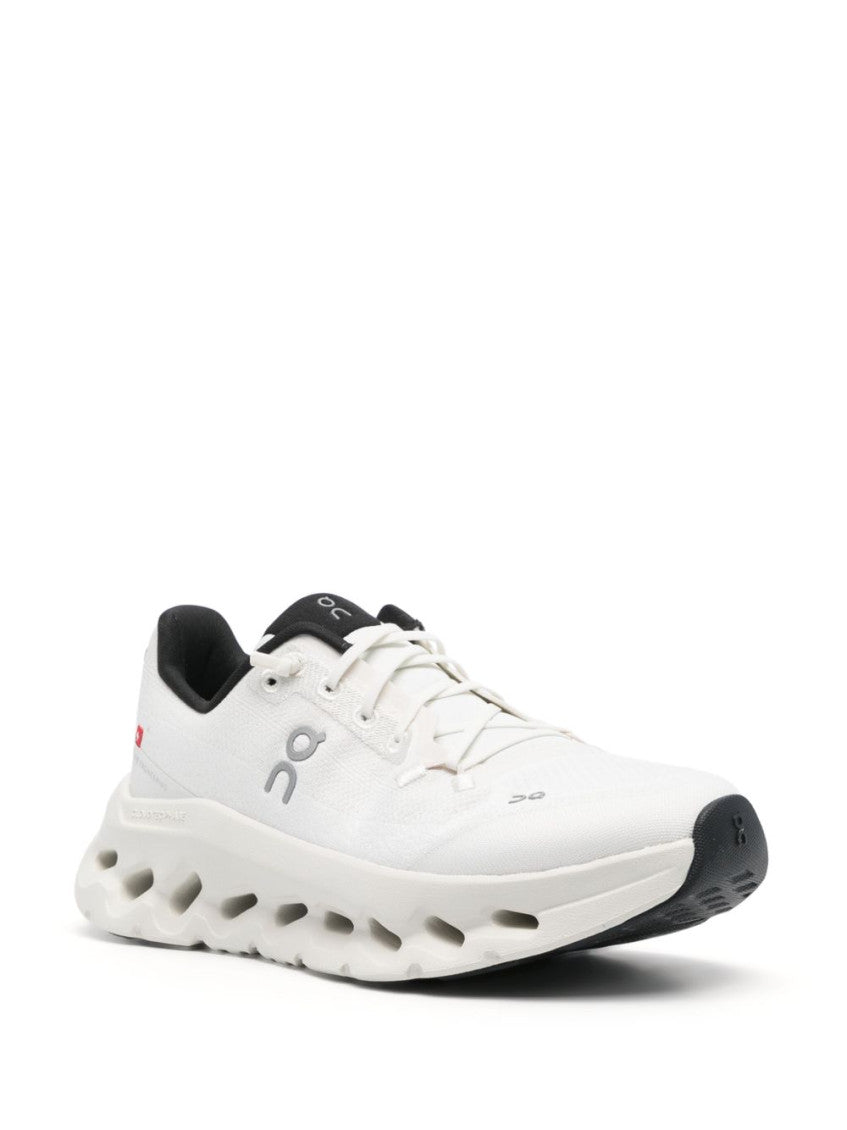 White Logo Sneakers 2