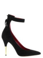 Black Leather Pumps 1