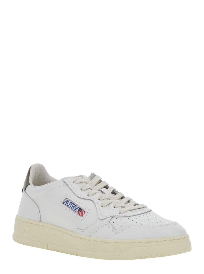 White Logo Sneakers 2
