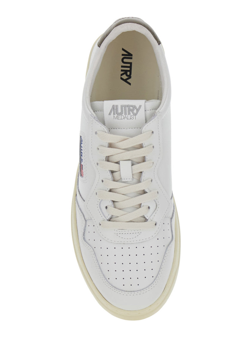 White Logo Sneakers 4