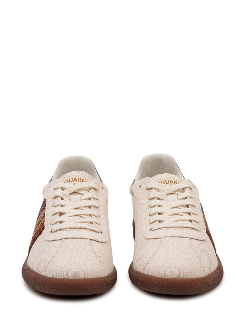 White Stripes Sneakers 2