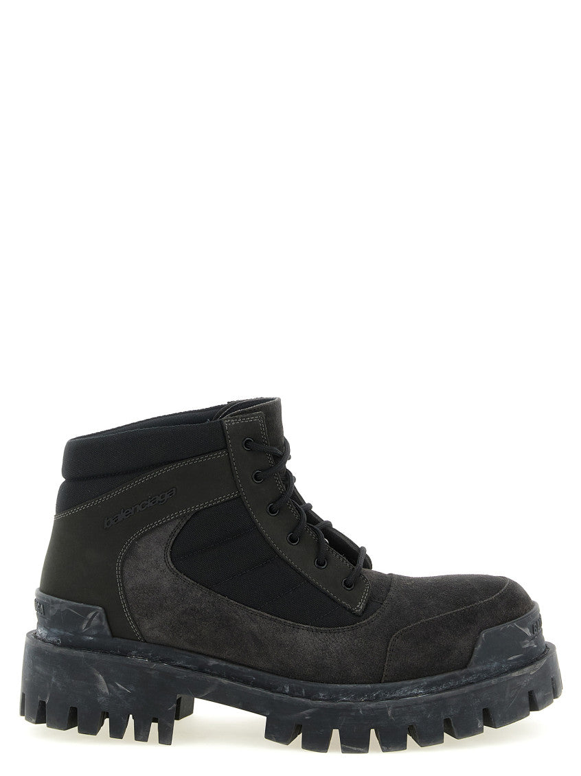 Brown Solid Lace Up Boots 1
