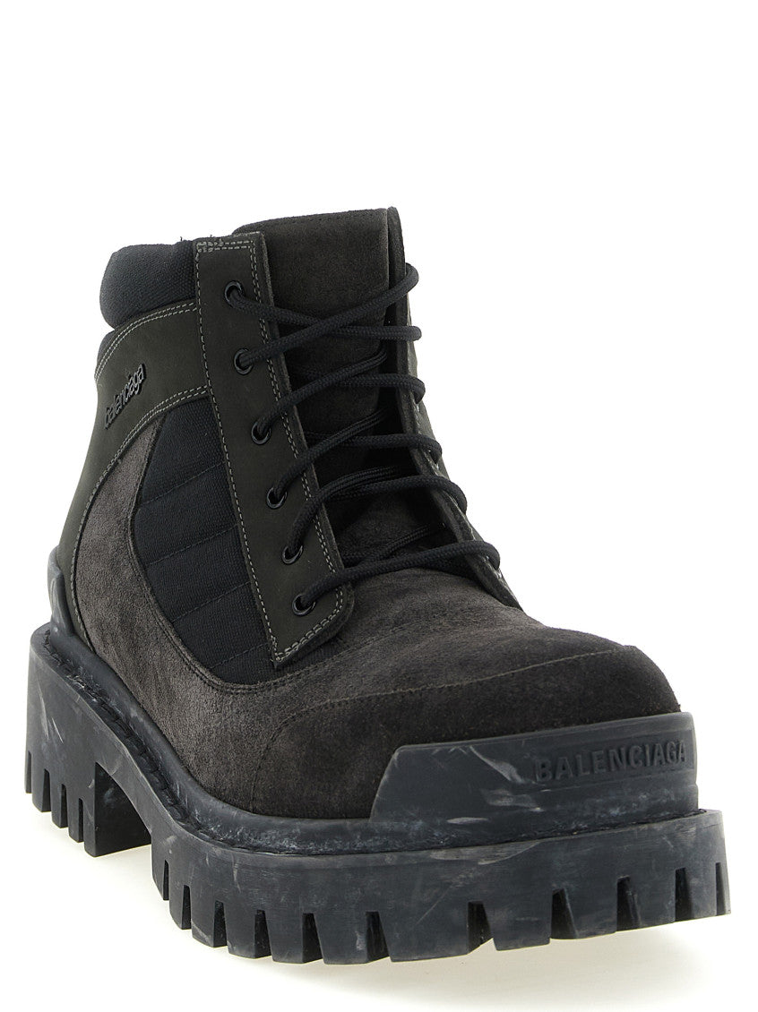 Brown Solid Lace Up Boots 2