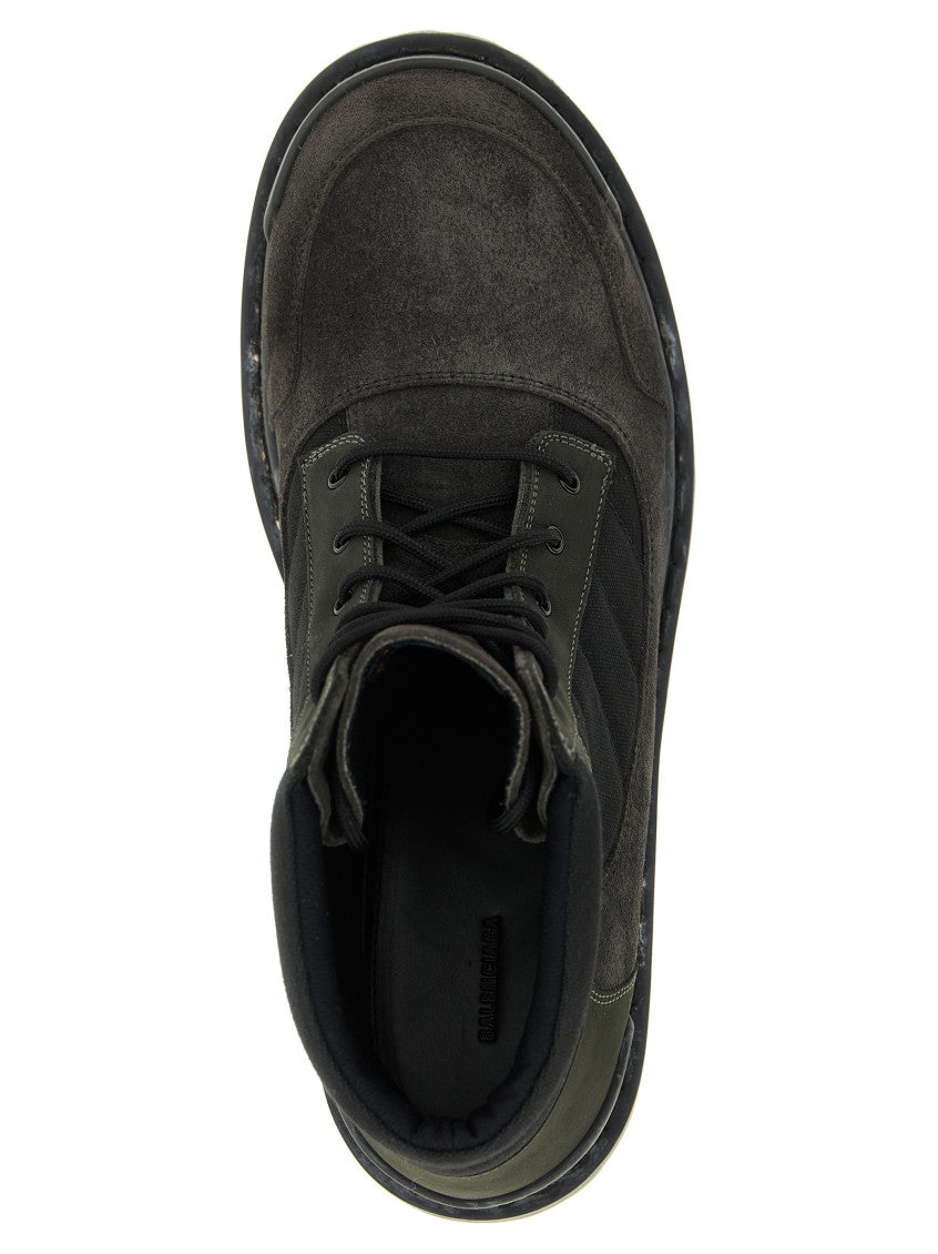 Brown Solid Lace Up Boots 4