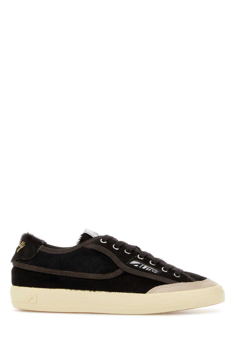 Black Windscape Sneakers 2
