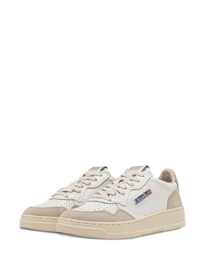 White Medialist Low Sneakers 3