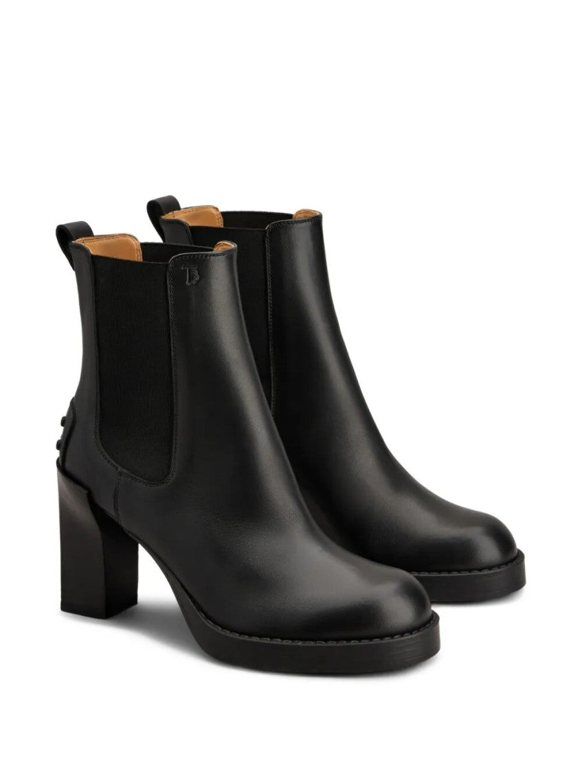 Black Leather Chelsea Boots 2