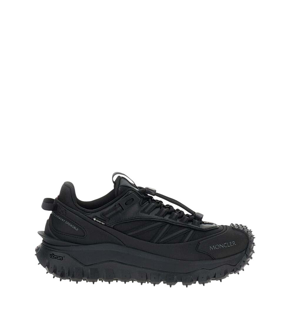 Black Solid Trailgrip Sneakers 1