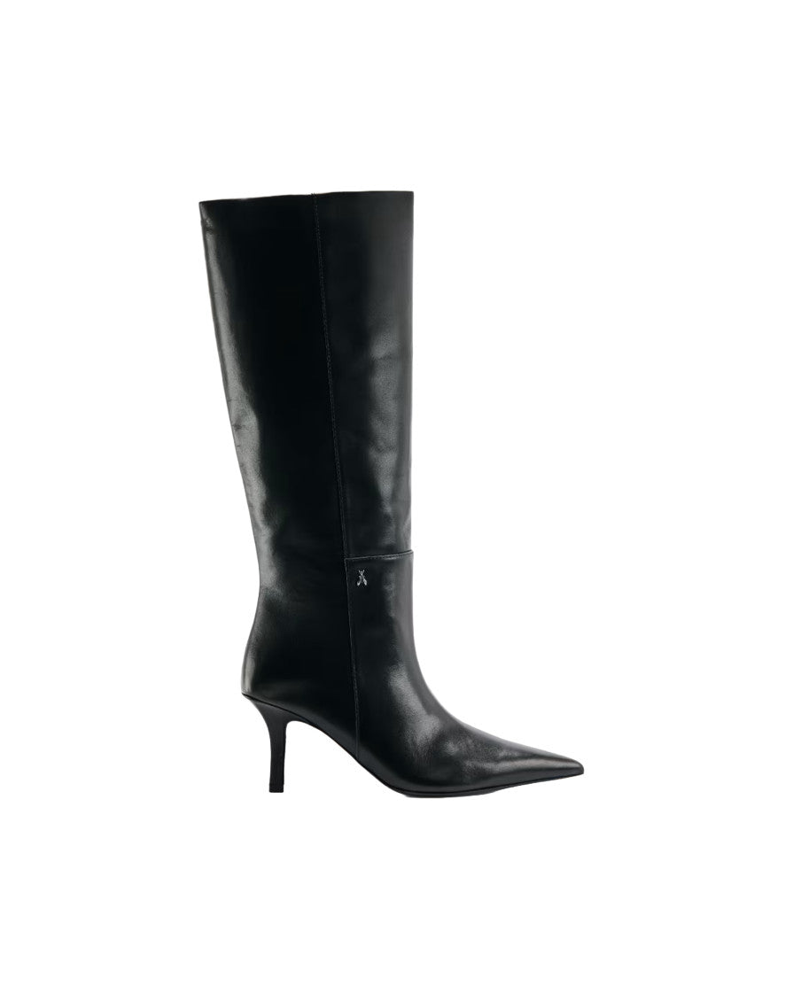 Black Minimal Shape Boots 1