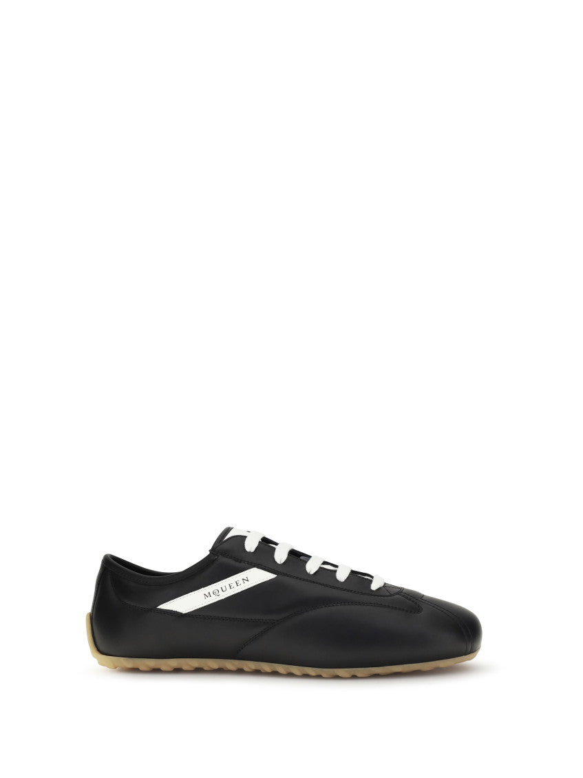 Black Logo Boxe Sneakers 1