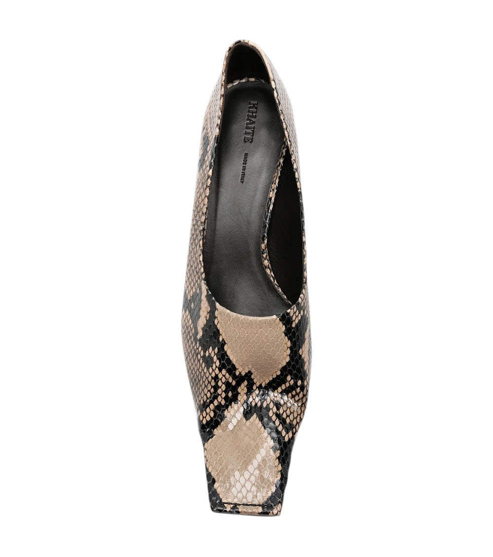 Leopard Print Leather Pumps 3