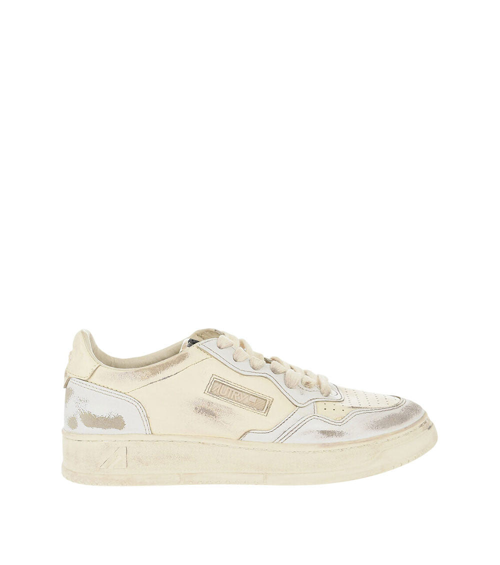 Beige Low-Top Leather Sneakers 1