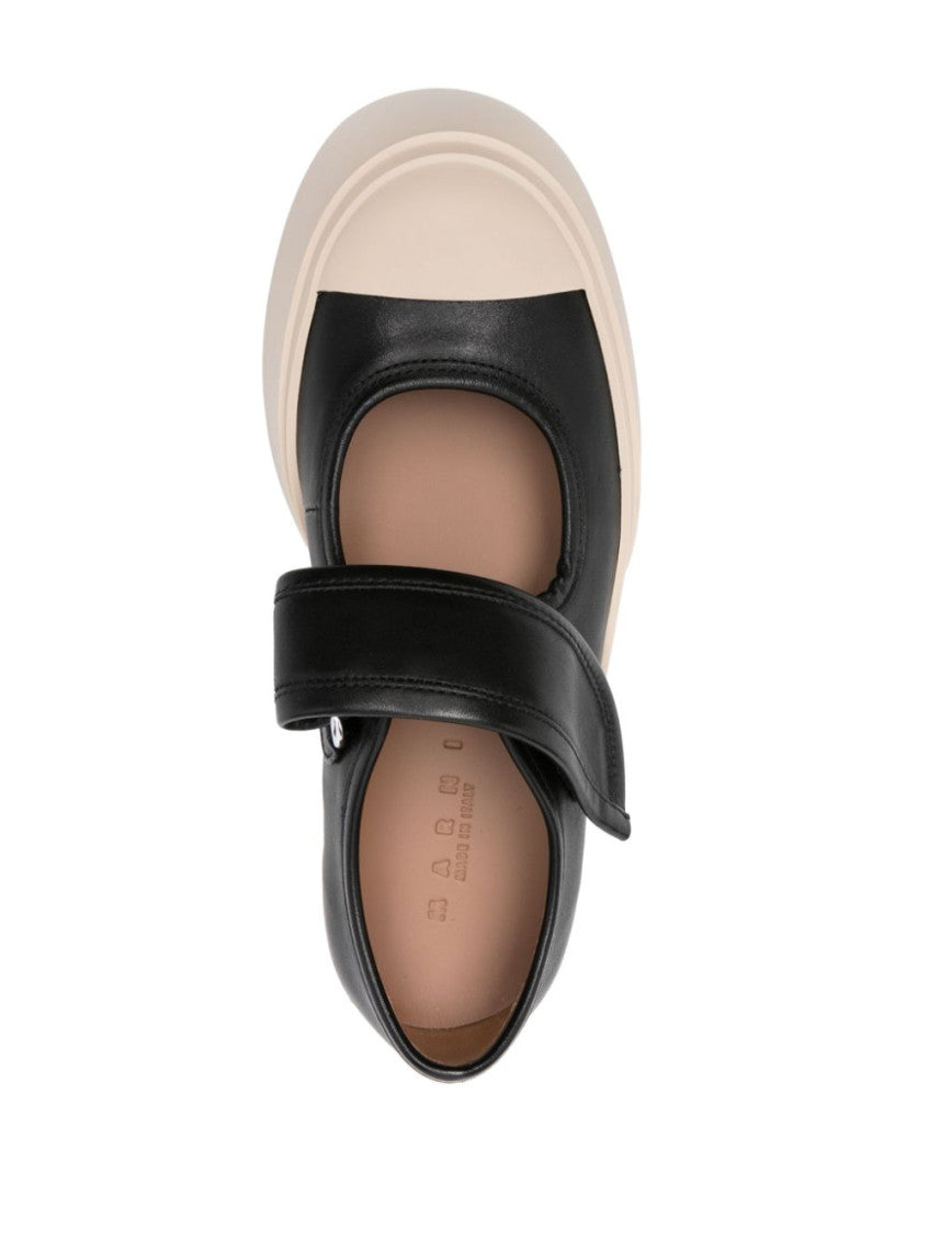 Black Round Toe Sneakers 4