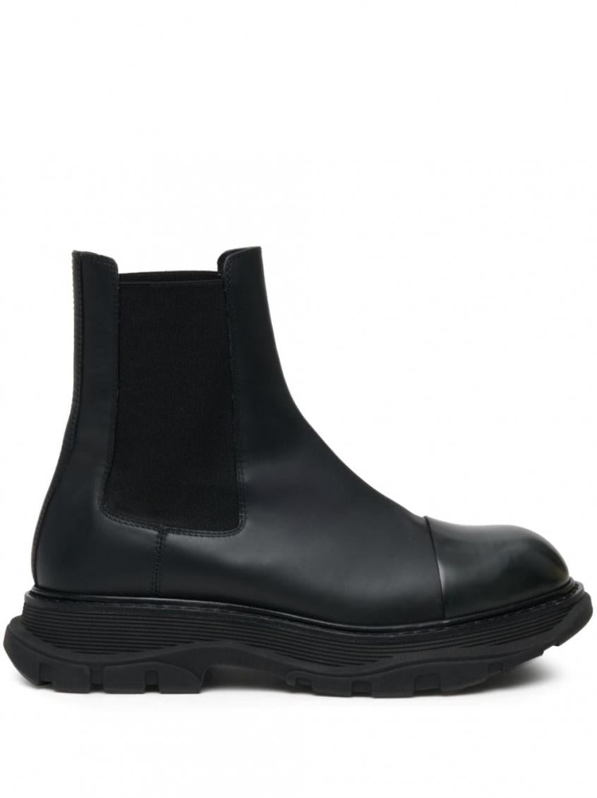 Black Leather Wander Ankle Boots 2