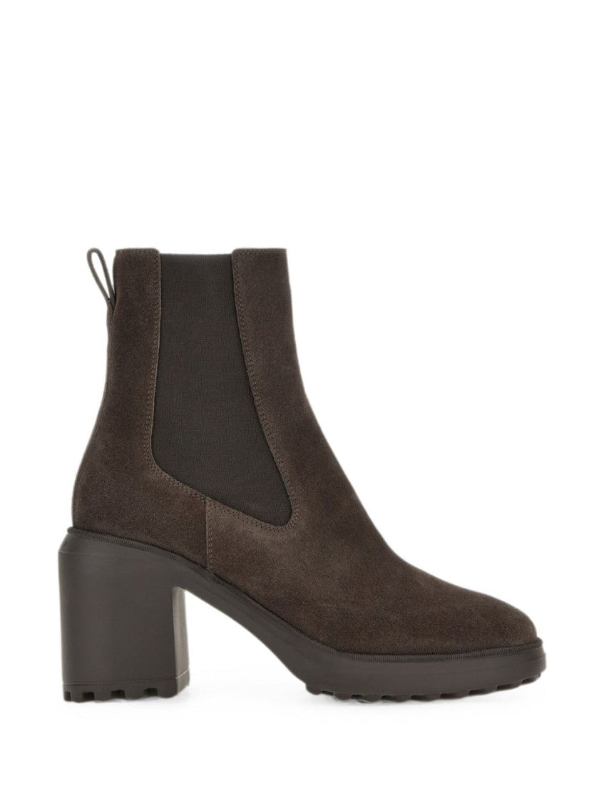 Brown Chelsea Boots 1