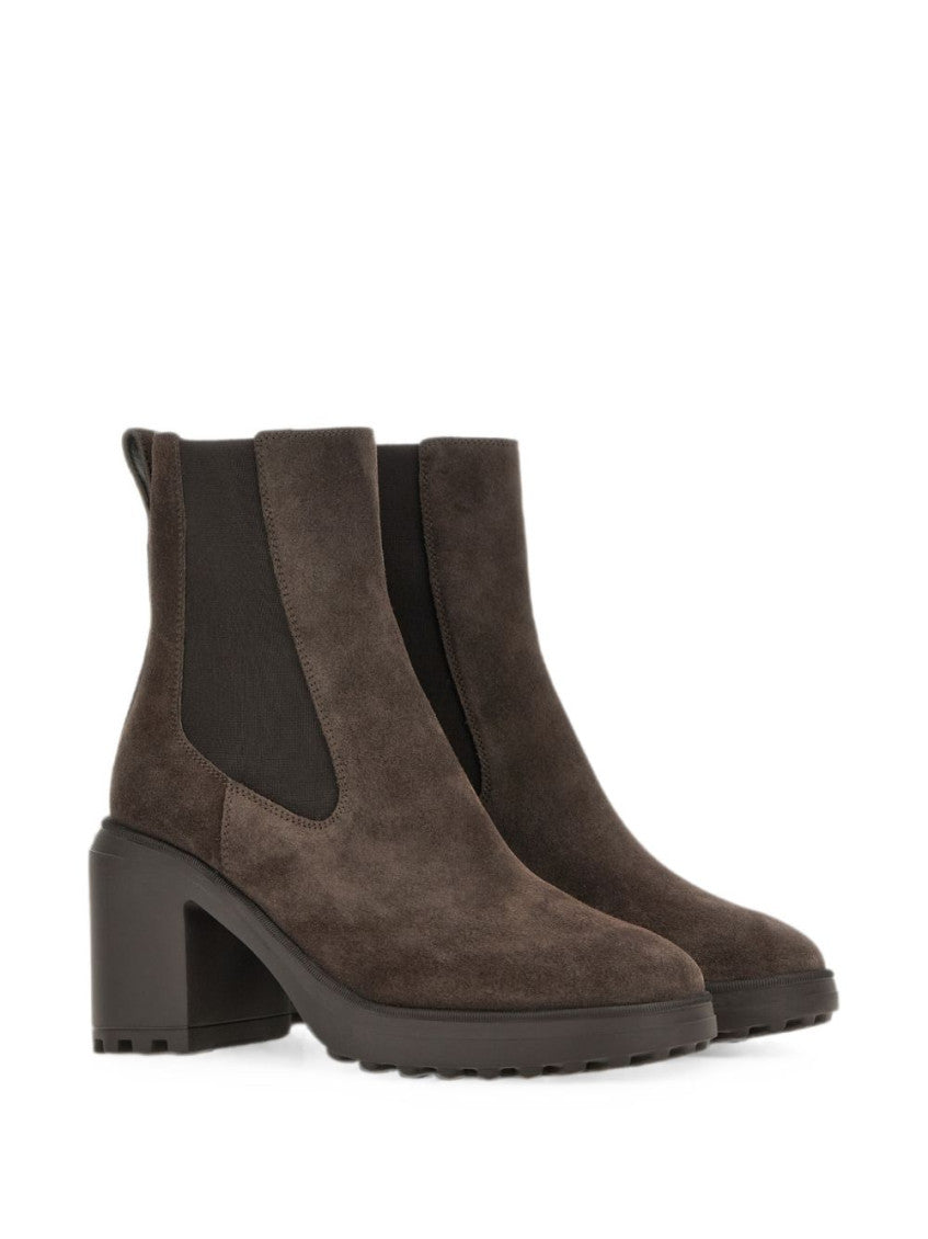 Brown Chelsea Boots 3