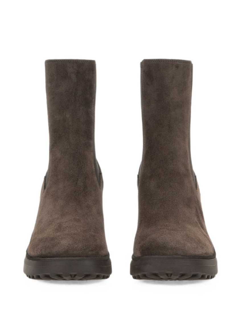 Brown Chelsea Boots 5