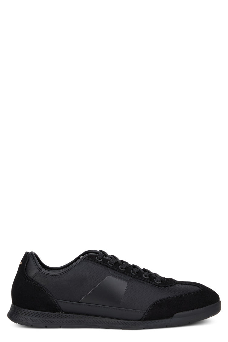 Black Low-top Sneakers 1