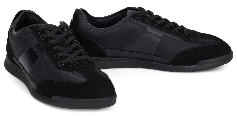 Black Low-top Sneakers 3