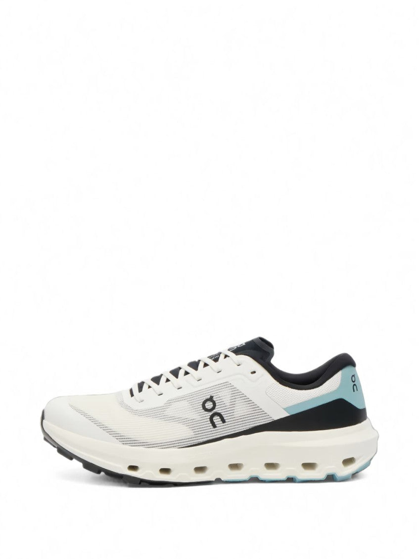 White Cloudvista 3 sneakers 3