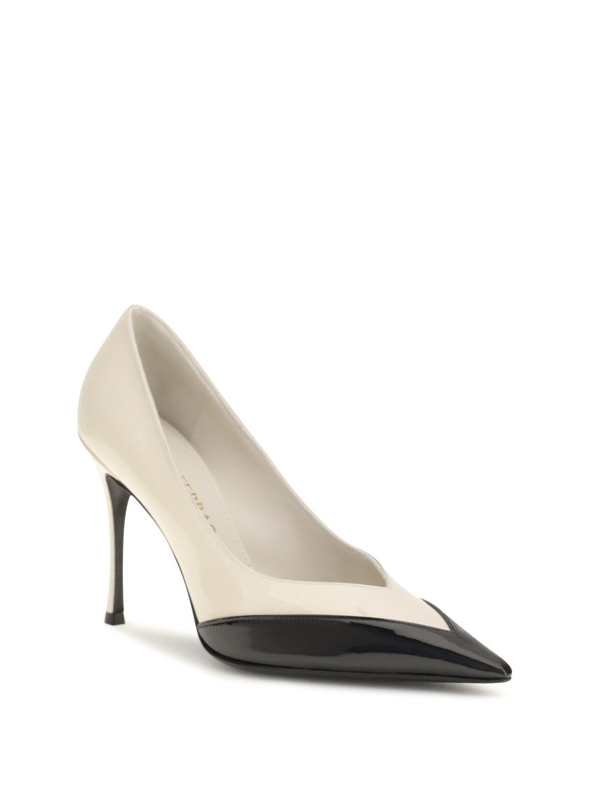 White Color Block Classic Pumps 2