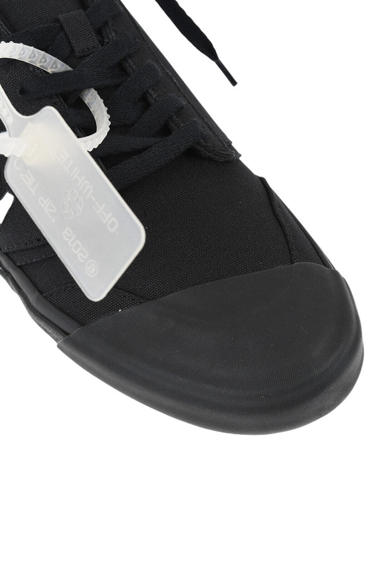 BlackWhite Logo Sneakers 4
