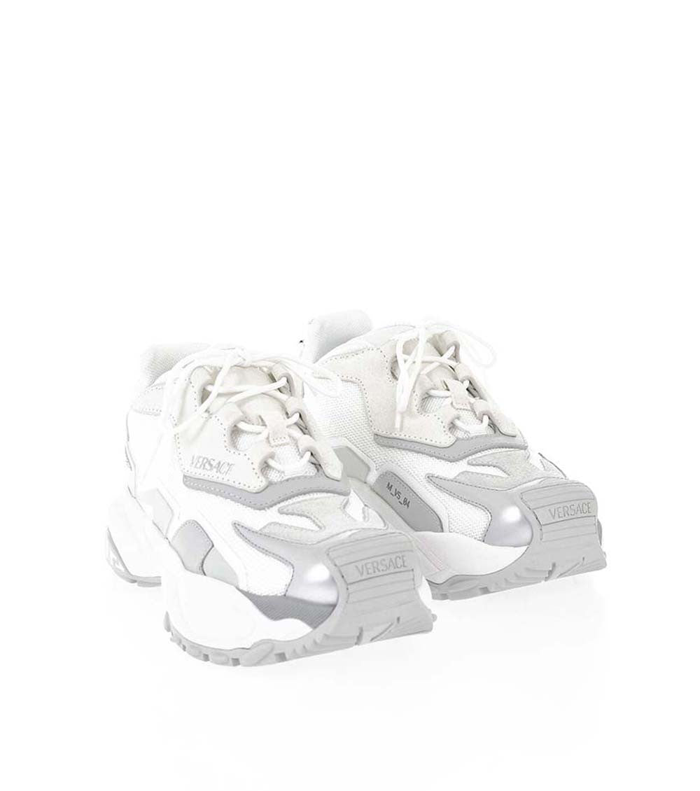 White Logo Iconic Sneakers 2