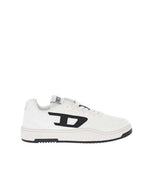White Logo Sneakers 1