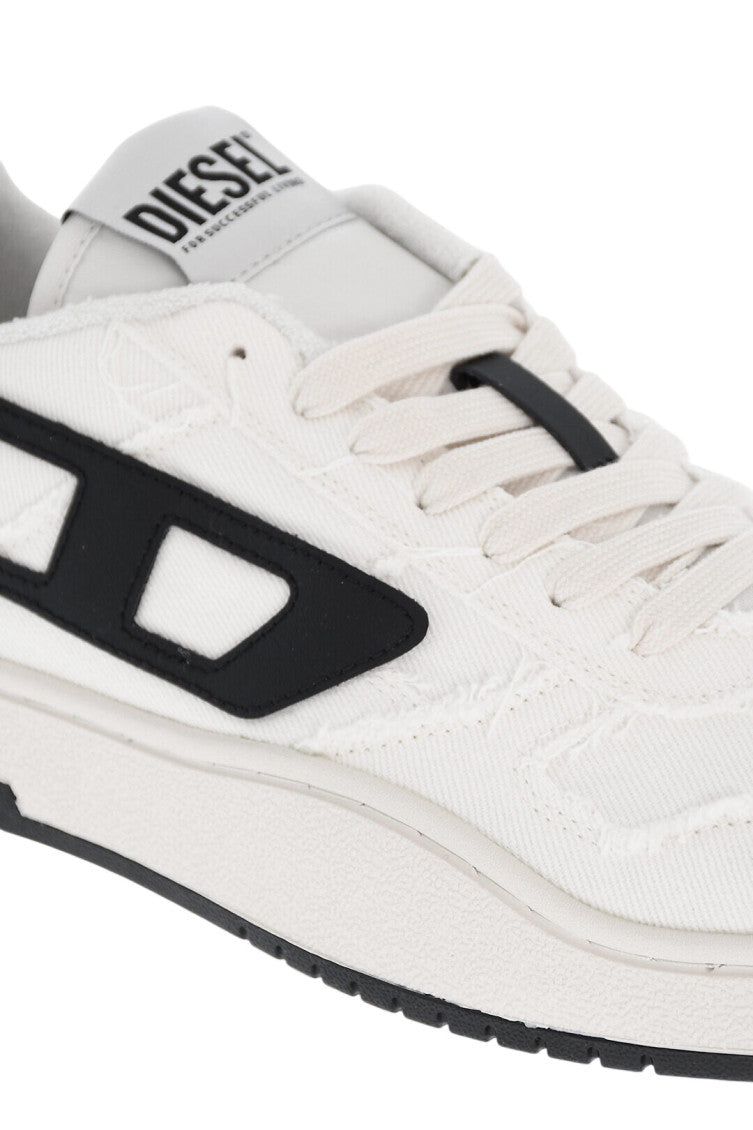 White Logo Sneakers 4