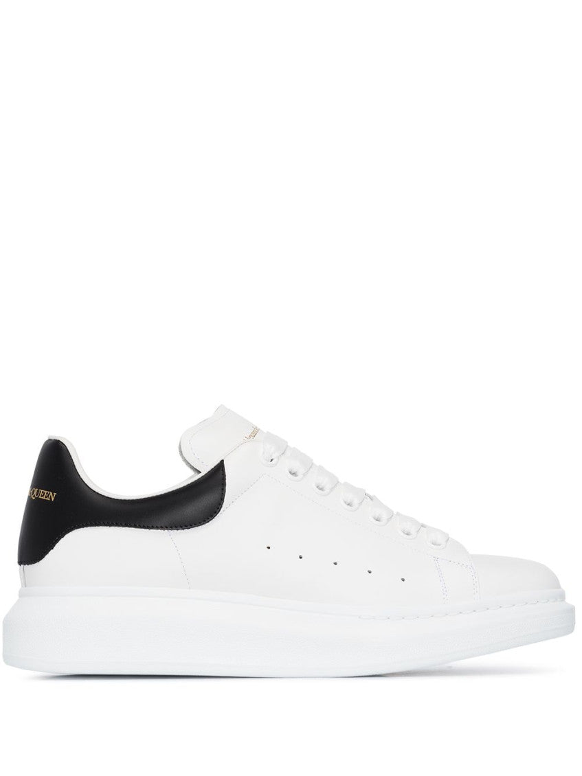 White Logo Sneakers 1