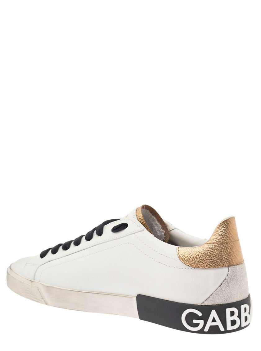 White Logo Sneakers 2