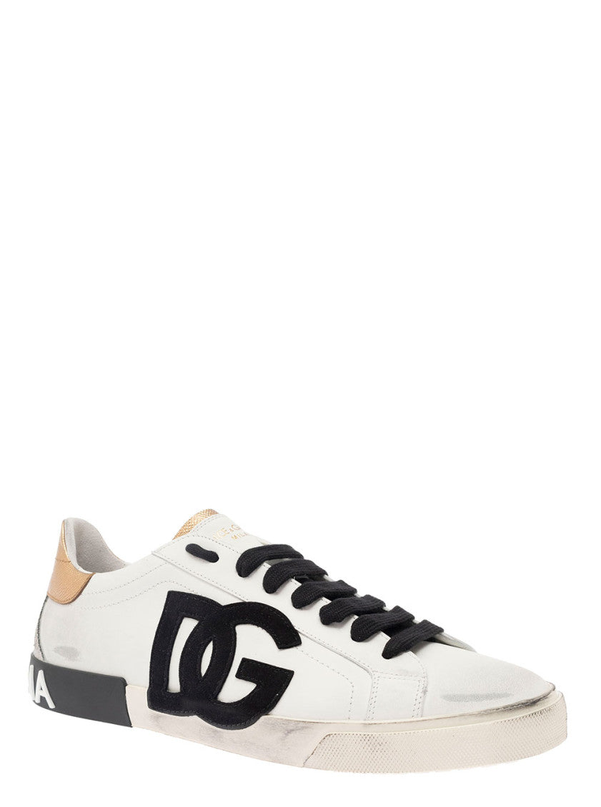 White Logo Sneakers 3