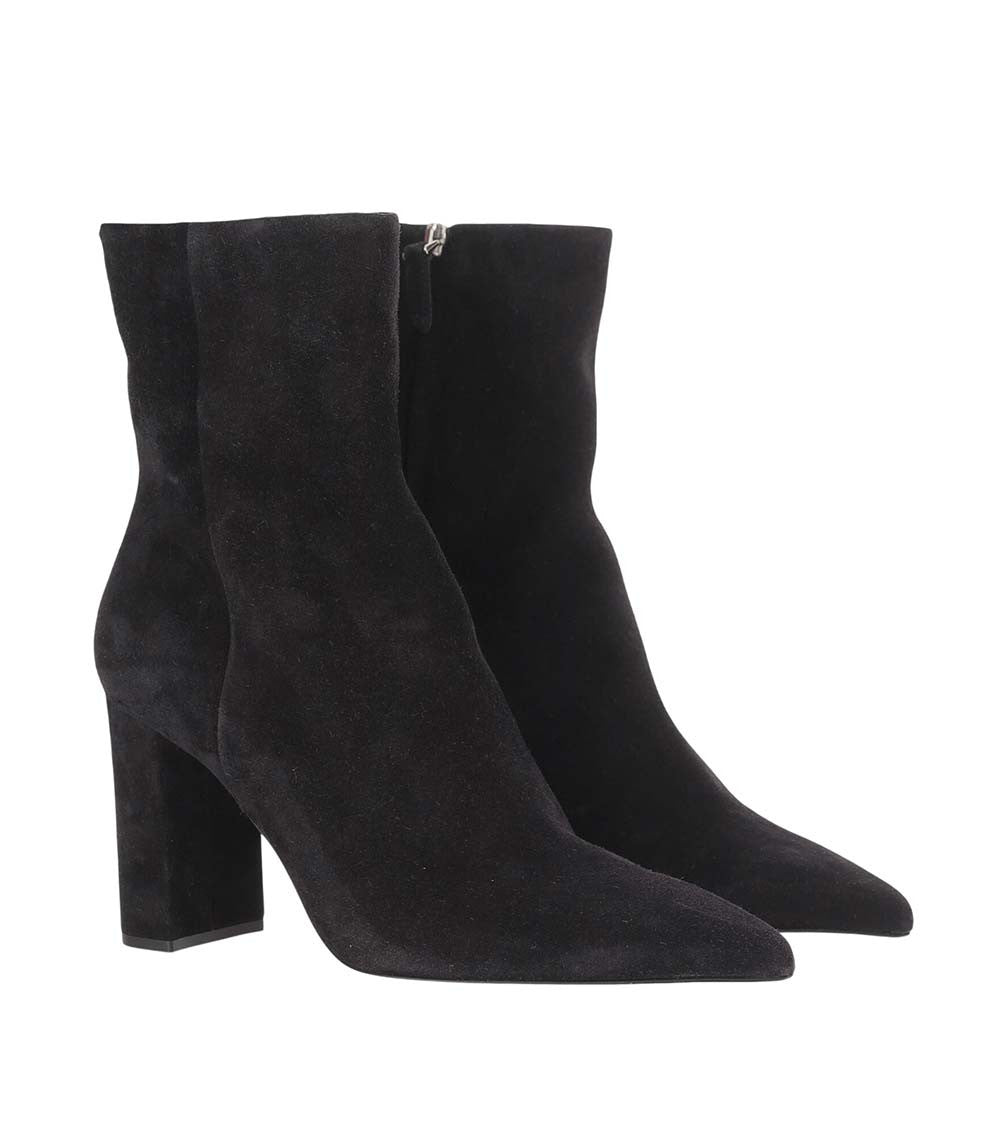Black Zipper Boots 2