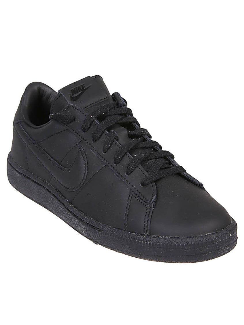 Black Round Toe Sneakers 2