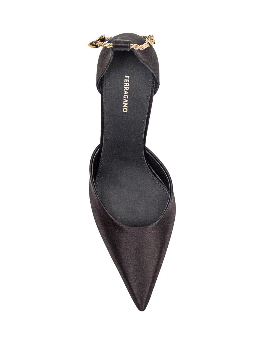 Black Pointed toe Pumps 4