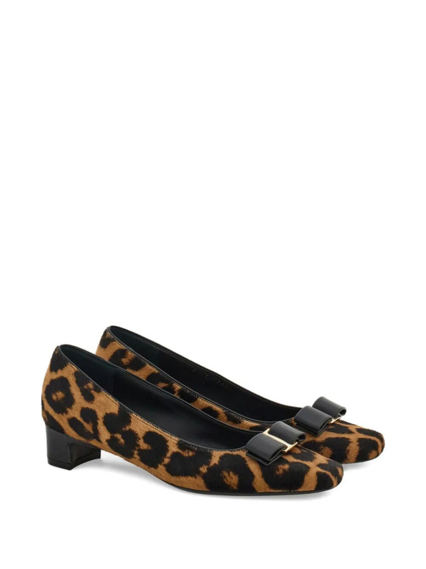 Leopard Print Slip On Pumps 3