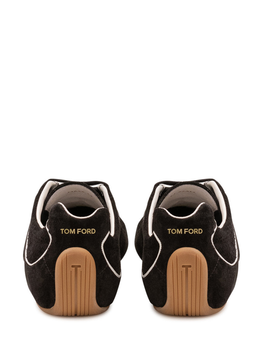 Black Solid Sneakers 3