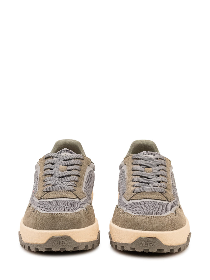 Green Logo Low Sneakers 2